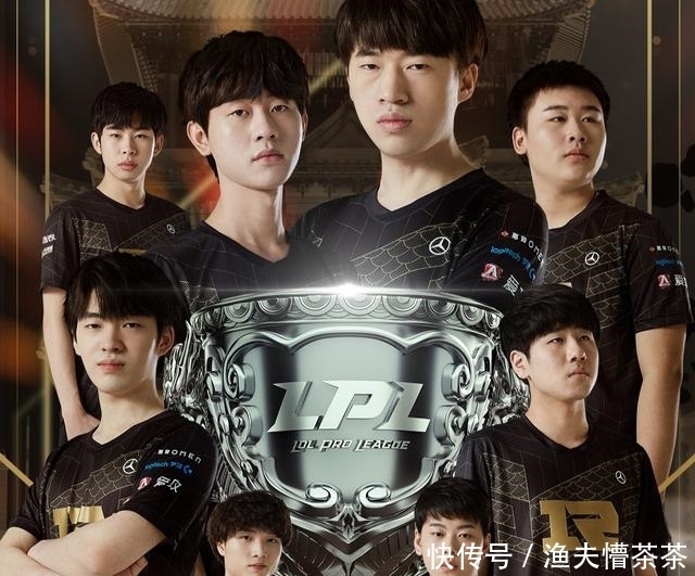 观察两队各 观察两队各