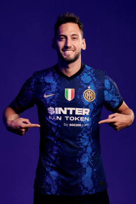 皮球撞柱而 皮球撞柱而