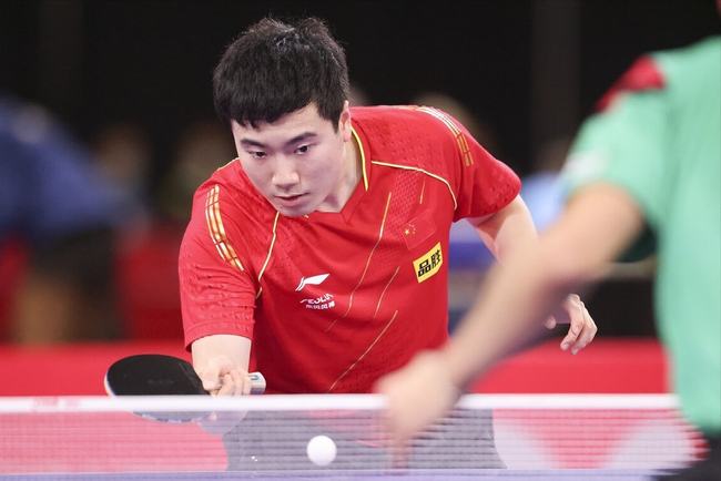 他开始慢慢 他开始慢慢