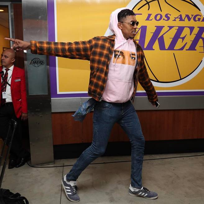 一位锋线的 一位锋线的